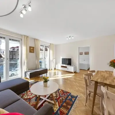Apartment near Schloss Schönbrunn parking free