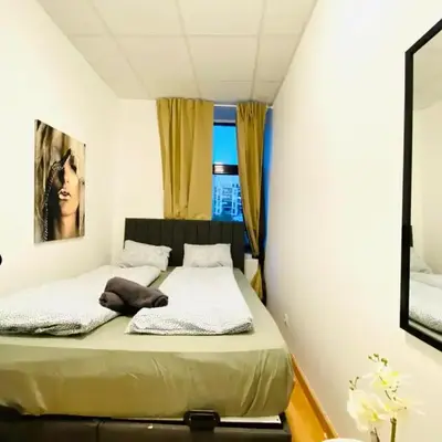 Comfortable Private Rooms in a Quiet