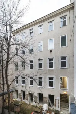 Das Gebäude in dem sich die Ferienwohnung befindet