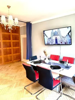TV/Unterhaltungsangebot in der Unterkunft Central View Vienna 92 sq m 3 BD apartment