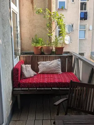 Ein Sitzbereich in der Unterkunft Cosy room in shared apartment with balcony