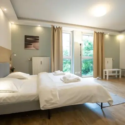 Urban Studio with Queen-Size Bed