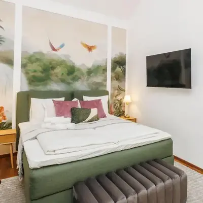 Deluxe New Studio l 10 Min walk to Centre