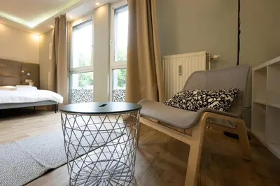 Ein Bett oder Betten in einem Zimmer der Unterkunft EasyStay Studio with Queen-Size Bed, Self Check-in K6