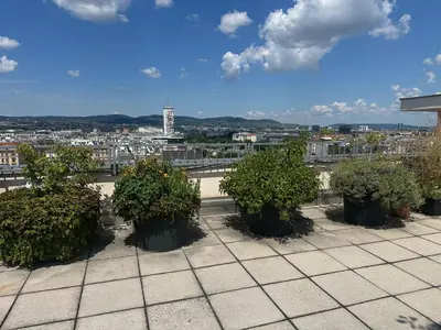 Ein allgemeiner Bergblick oder ein Berglick von der Ferienwohnung aus