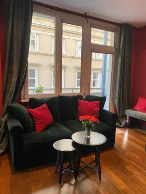Ein Sitzbereich in der Unterkunft Vienna 1st District with Balcony and AirCon