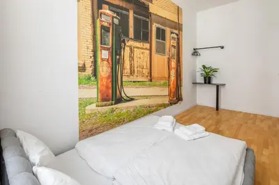 Ein Bett oder Betten in einem Zimmer der Unterkunft Industrial Soul Vienna - near center