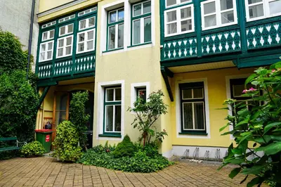 Das Gebäude in dem sich die Ferienwohnung befindet