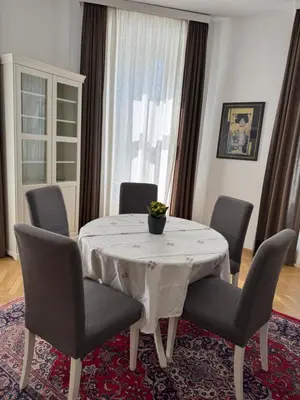 Ein Sitzbereich in der Unterkunft Apartment Klimt