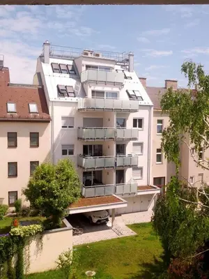 Das Gebäude in dem sich die Ferienwohnung befindet