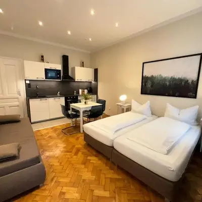 Wien West Home