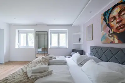 Ein Bett oder Betten in einem Zimmer der Unterkunft COY Apartments Purkersdorf - Garden Comfort for Work Family near Vienna
