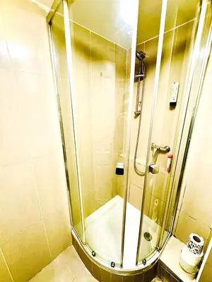 Ein Badezimmer in der Unterkunft Charming Stay - Close to Vienna Attractions MZ1