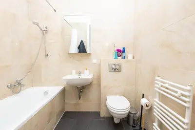 Ein Badezimmer in der Unterkunft Deluxe Home 1