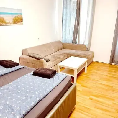 Lovely Rooms in Märzstraße Area MZ10