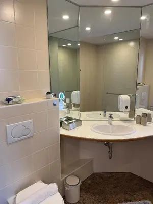 Ein Badezimmer in der Unterkunft Stylish and Comfortable - Your Apartment