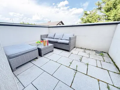 Ein Sitzbereich in der Unterkunft Hideout Villas, 3 Bedrooms, free parking, garden area, terrace
