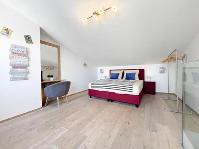 Ein Bett oder Betten in einem Zimmer der Unterkunft Hideout Villas, 3 Bedrooms, free parking, garden area, terrace