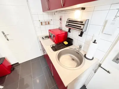 Küche/Küchenzeile in der Unterkunft Studio King Bed & Kitchen - near Prater, no Elevator 4th Floor