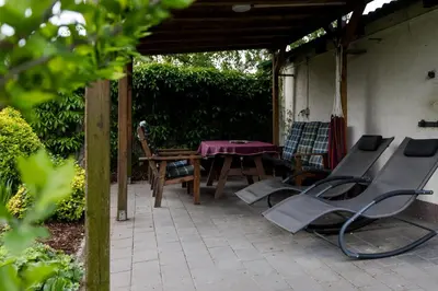 Ein Garten an der Unterkunft Ferienwohnung Parndorf