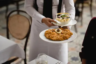 Essen im Hotel oder in der Nähe