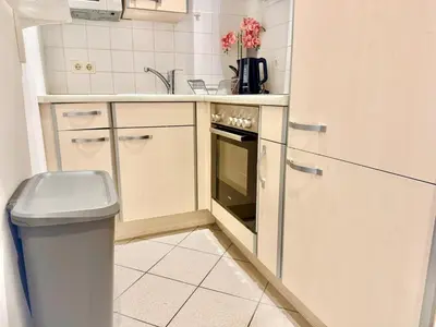 Küche/Küchenzeile in der Unterkunft Cosy Central Long-Term Apartment