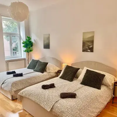 Cosy Central Long-Term Apartment