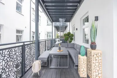 Ein Sitzbereich in der Unterkunft Versace Apartment Vienna