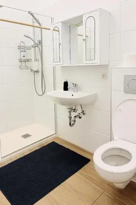 Ein Badezimmer in der Unterkunft Central Apartment