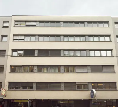 Das Gebäude in dem sich die Ferienwohnung befindet