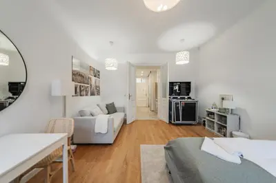 Küche/Küchenzeile in der Unterkunft Central Vienna 12th District Apartment