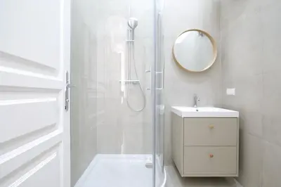 Ein Badezimmer in der Unterkunft Toplage beim Rathaus Grace Cosy Designsuite