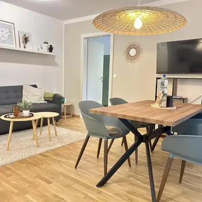 Zentrale Business- und Familienwohnung Nähe Wien