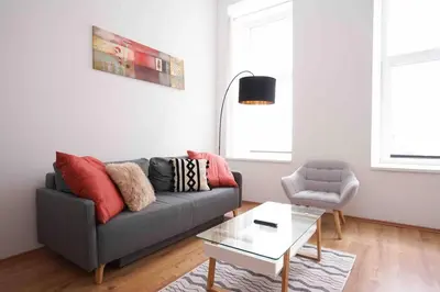 Ein Sitzbereich in der Unterkunft Modern living in city center - fully equipped