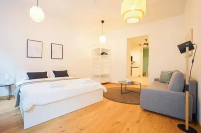 Ein Bett oder Betten in einem Zimmer der Unterkunft High-End Studio in Elegant Condo