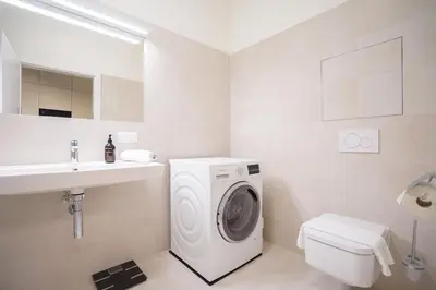 Ein Badezimmer in der Unterkunft High-End Studio in Elegant Condo