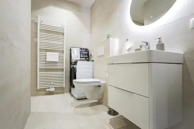 Ein Badezimmer in der Unterkunft BRAND NEW! Apartment Gold - right near Schönbrunn Palace