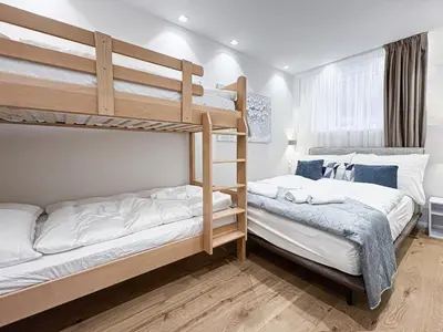 Ein Bett oder Betten in einem Zimmer der Unterkunft BRAND NEW! Apartment Emerald - right near Schönbrunn Palace
