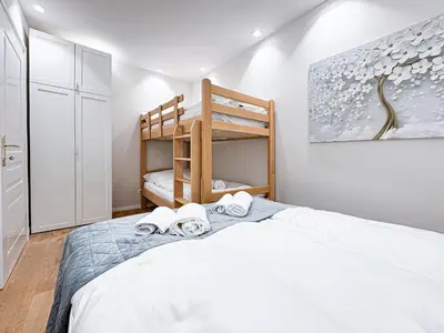 Ein Bett oder Betten in einem Zimmer der Unterkunft BRAND NEW! Apartment Emerald - right near Schönbrunn Palace