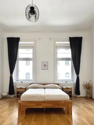 Ein Bett oder Betten in einem Zimmer der Unterkunft Sunny Flat Park City Nearby