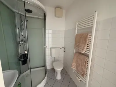 Ein Badezimmer in der Unterkunft Urban Studio for 2 I Free Parking