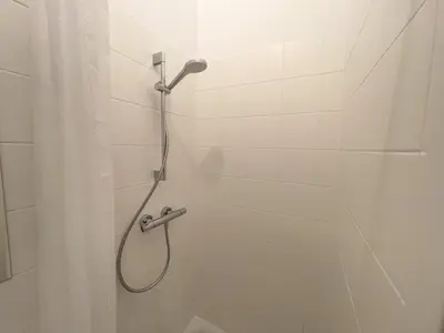 Ein Badezimmer in der Unterkunft Central Station Cosy Studio