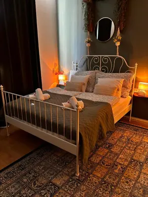 Ein Bett oder Betten in einem Zimmer der Unterkunft Big luxury 3BR in Center
