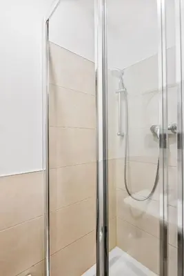 Ein Badezimmer in der Unterkunft cozy city retreat