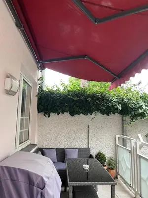Ein Balkon oder eine Terrasse in der Unterkunft Moderne Ferienwohnung in Mödling bei Wien