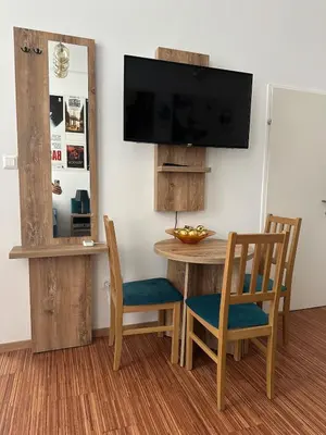 TV/Unterhaltungsangebot in der Unterkunft PostersApt2-Cozy Cinema Vibes
