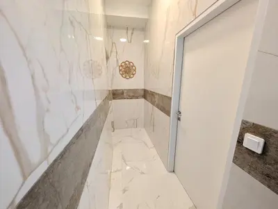 Ein Badezimmer in der Unterkunft Elegant Vienna Apartments in Prime Location Steps from Danube & Prater YB4