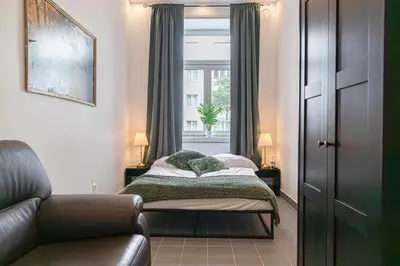 Ein Bett oder Betten in einem Zimmer der Unterkunft Affordable Stylish Studio Easy City Access