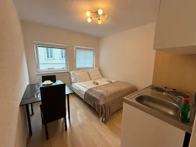 Grundriss der Unterkunft Stylish Apartment for 2 I Free Parking