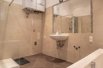 Grundriss der Unterkunft Comfortable 2BR Apartment near Belvedere Palace